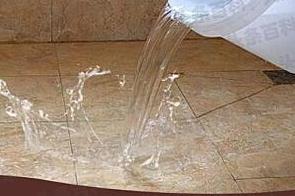 清徐漏水维修 免砸砖防水材料该如何施工
